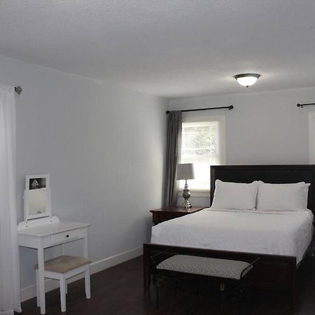 ☆The Oasis In Murray Hill☆ -Sleeps 8- Wifi- Cozy Jacksonville Exterior photo
