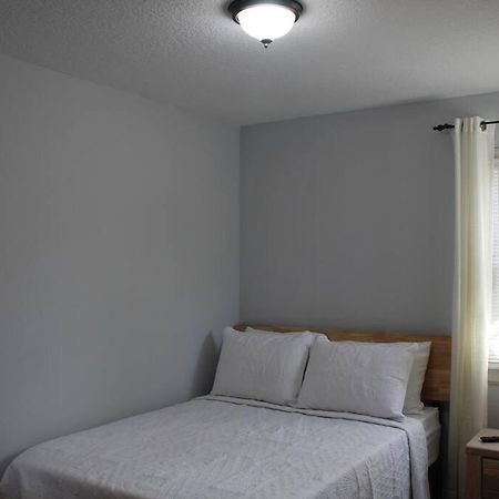 ☆The Oasis In Murray Hill☆ -Sleeps 8- Wifi- Cozy Jacksonville Exterior photo