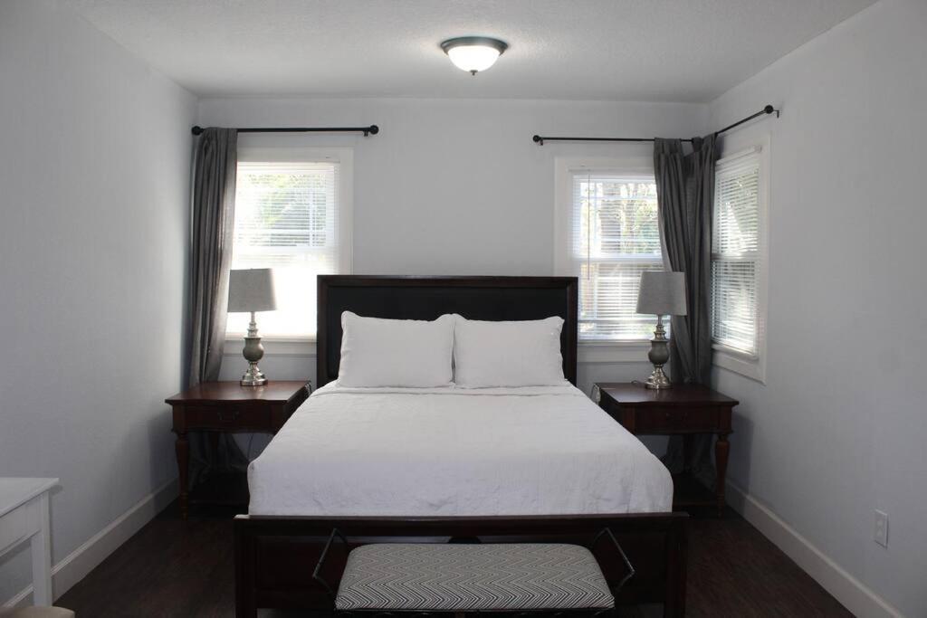 ☆The Oasis In Murray Hill☆ -Sleeps 8- Wifi- Cozy Jacksonville Exterior photo