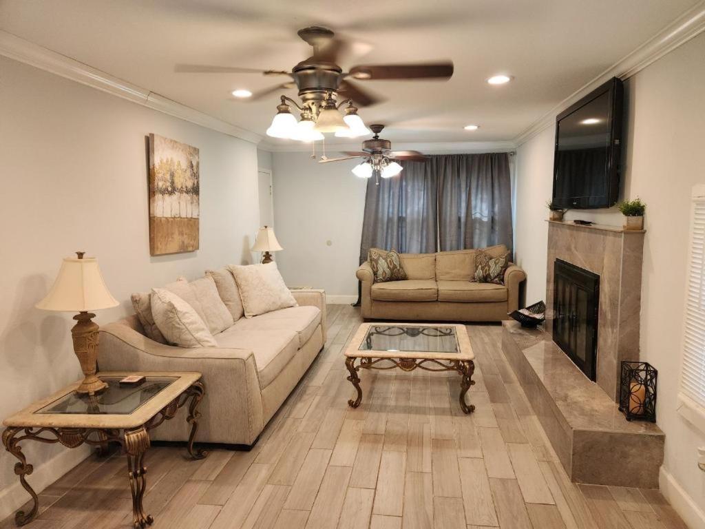 ☆The Oasis In Murray Hill☆ -Sleeps 8- Wifi- Cozy Jacksonville Exterior photo